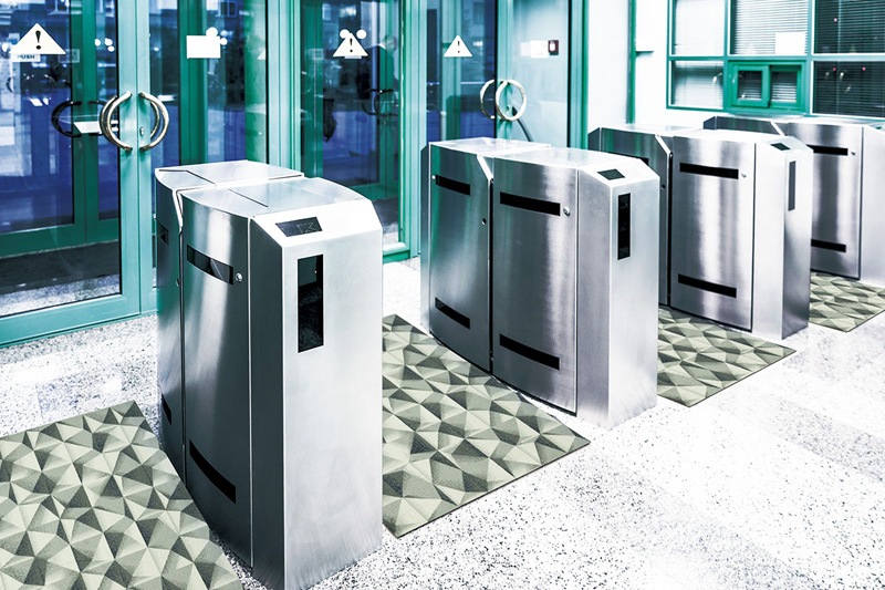 �ڼ��������۸��إޥåȡ����ե����ѥޥå� Office & Decor Pyramid / �ԥ�ߥå� 90��150cm