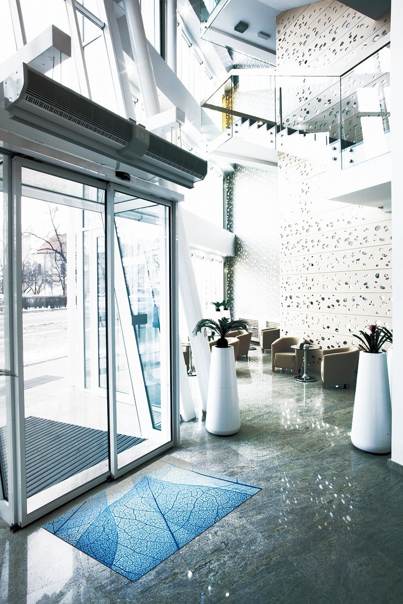 �ڼ��������۸��إޥåȡ����ե����ѥޥå� Office & Decor Blue Veins / �֥롼�٥��� 145��200cm