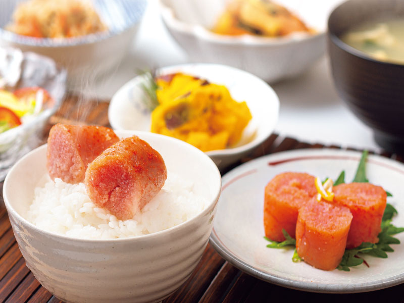 食欲がない時でも明太子をホカホカご飯にのせるだけでアラ不思議！おかわりしたくなるほどのやみつき感を是非あなたに！！
