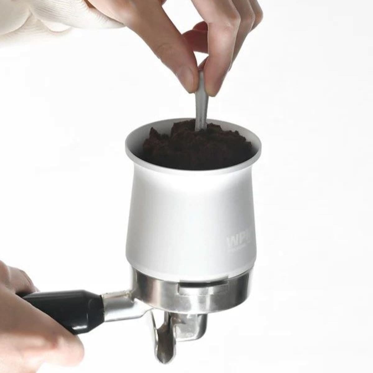 WPM (ダブリューピーエム) Magnetic Dosing Cup (58mm) ブラック