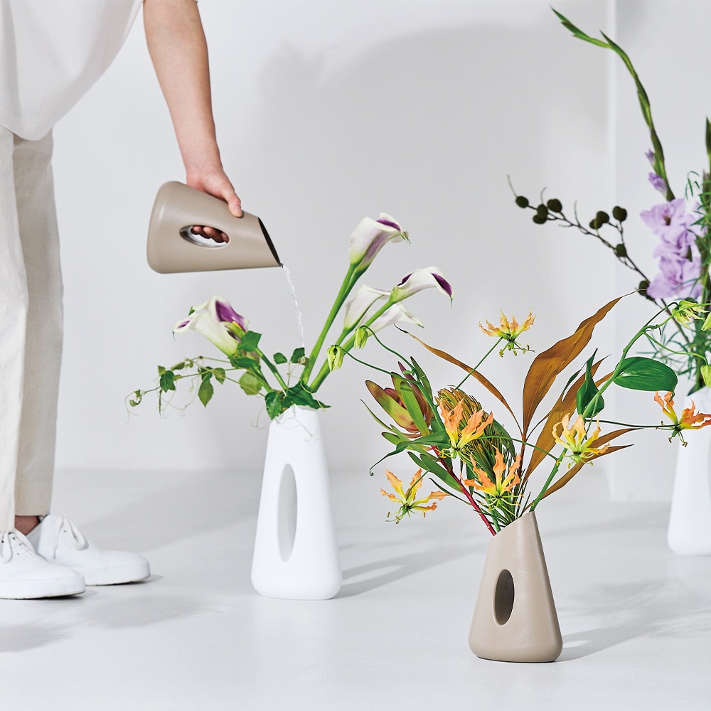 花瓶 NIKE supreme nigo フラワーベース supremeの花瓶