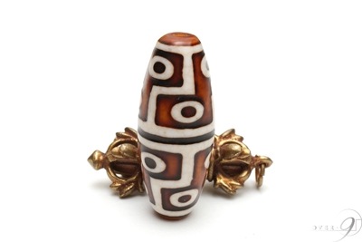 上肯龍紋天珠　十二眼天珠　約40mm×16mm【メール便不可】 【D】　r|一粒単位|十二眼天珠（ジュウニガン）