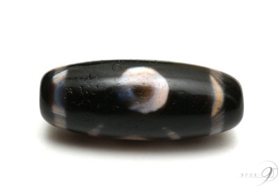 紅朱砂　二眼如意天珠　約32mm×13mm【メール便不可】|一粒単位|二眼如意天珠（ニガンニョイ） 