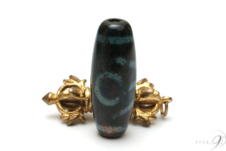 紅朱砂 老玉髄 大人天珠 約37mm×14mm】【メール便可】