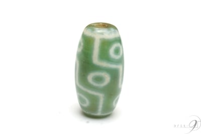 老玉髄　緑　九眼天珠　約20mm×11mm【メール便不可】