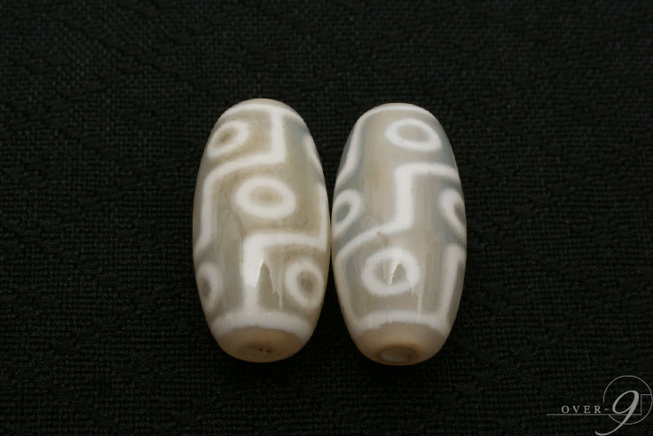 あれま！これはめっちゃくちゃ珍しいです！九眼白天珠 あれま！これはめっちゃくちゃ珍しいです！九眼白天珠 あれま！これ