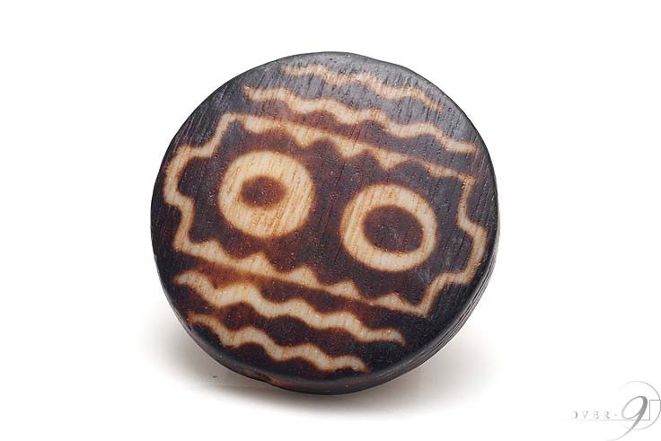 ����ڼ����28.5mm��28.5mm��7mm���ڥ᡼�����Բġ�