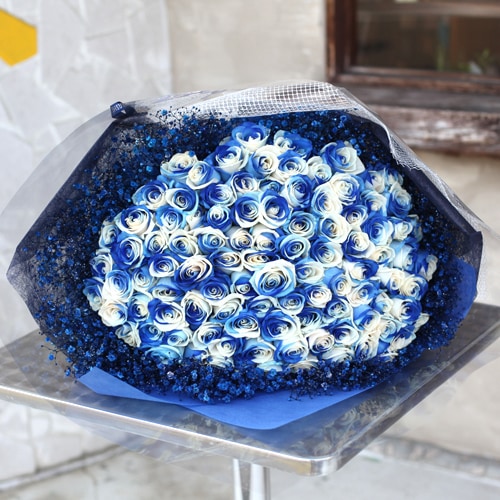 ブルーアンドホワイトローズ　100本の花束