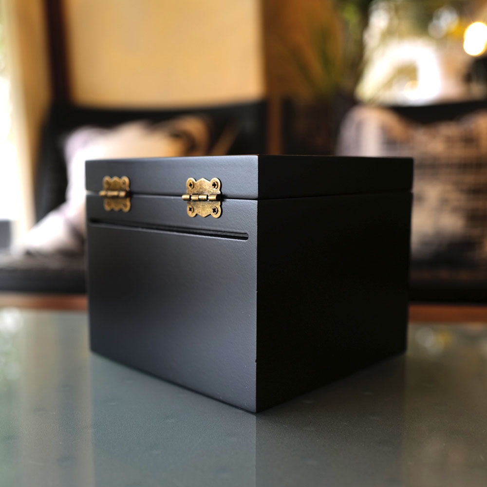 ĤХ9 ץꥶ֥ɥե BLACK CUBE BOX