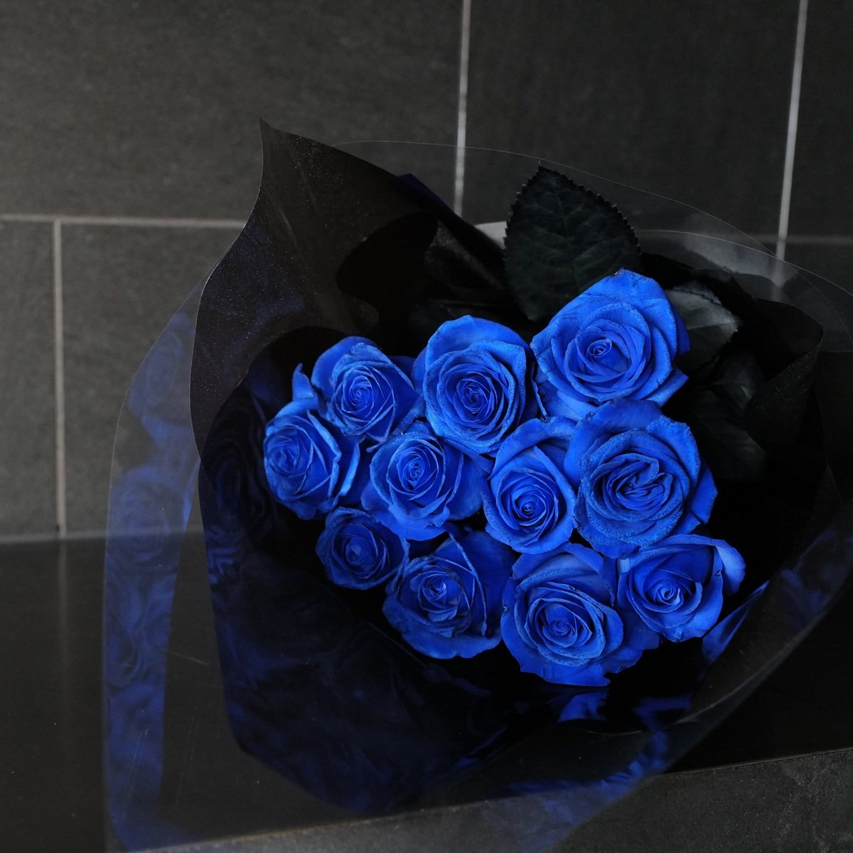 青いバラ 11本の花束 | バラ・生花,青いバラ,花束 | ROSESHOP 青いバラ