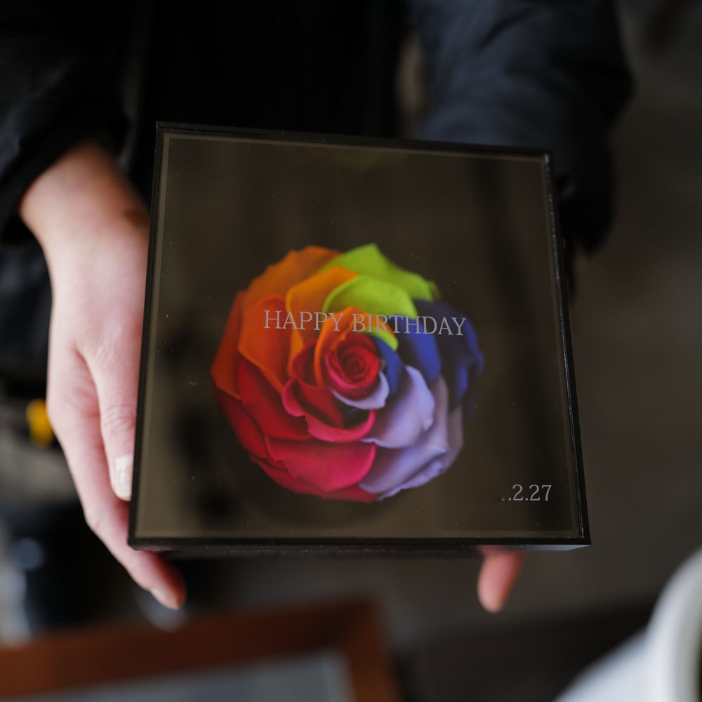レインボーローズ プリザーブドフラワー メッセージ黒box プリザーブドフラワー レインボーローズ メッセージbox Roseshop 青いバラ レインボーローズの専門店