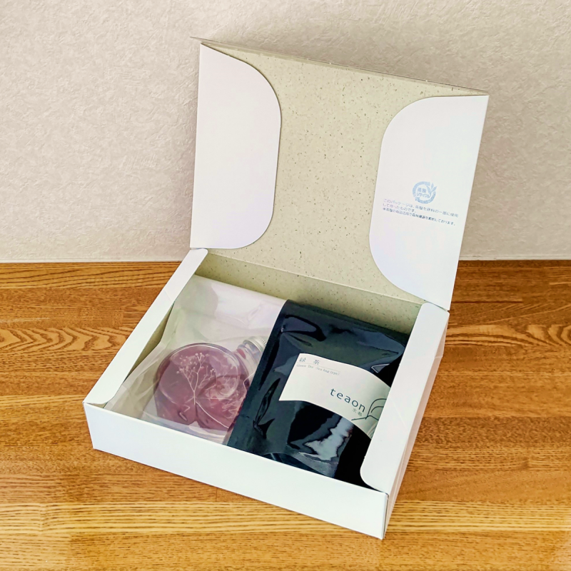 緑茶ティーバッグ（18個入）とハーバリウム(ブルー系)　ギフトセット 宇治茶 ティーバッグ 誕生日 お誕生日 ホワイトデー