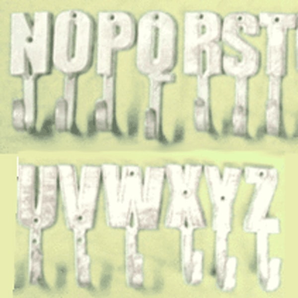 「A.B.C.D・・・・・Z」 ひとつ、ひとつが 鋳物のフック「N」～「Z」