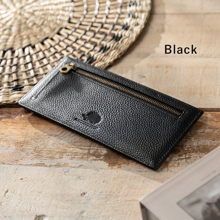 【美品　希少、高級感漂う美しい本革】ILBISONTE　ガマ折財布　緑　ミニマル 美品 希少、高級感漂う美しい本革】ILBISONTE ガマ折財布 緑