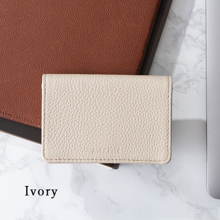 名刺入れ レディース 名刺ケース ブランド おしゃれ かわいい 上品 本革 牛革 ギフト AVECELLE アベケル カードケース カード入れ シュリンクレザー 定期入れ コンパクト 20代 30代 40代 プレゼント