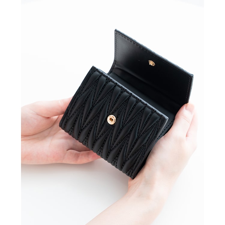財布 レディース 三つ折り 小さめ キルティング コンパクト ウォレット ミニ財布 ブランド かわいい おしゃれ 大人 軽量 合皮 プレゼント ギフト