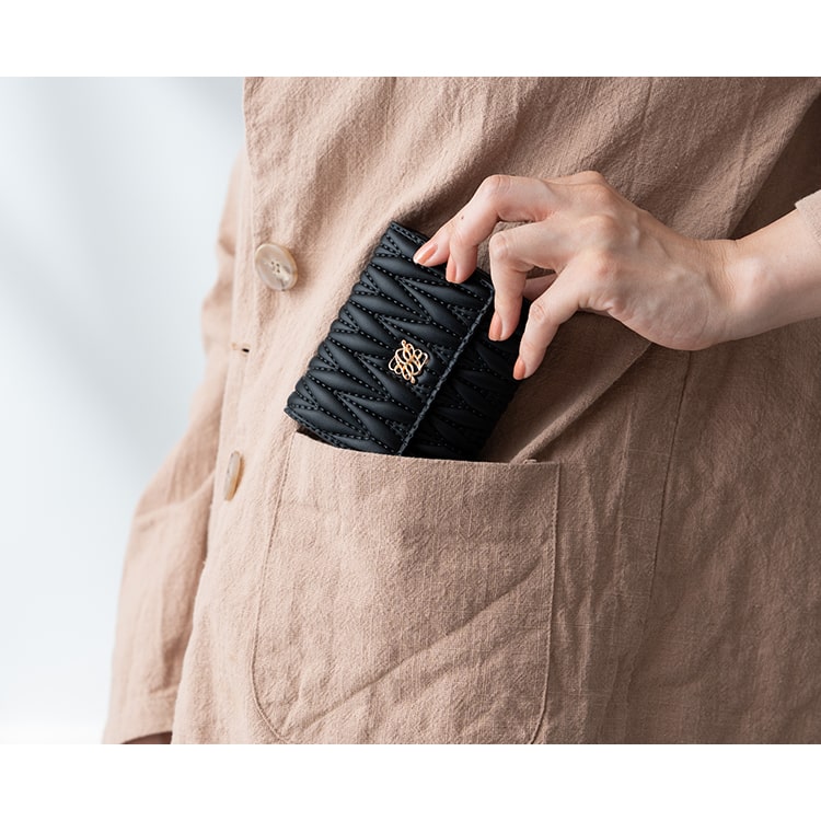 財布 レディース 三つ折り 小さめ キルティング コンパクト ウォレット ミニ財布 ブランド かわいい おしゃれ 大人 軽量 合皮 プレゼント ギフト