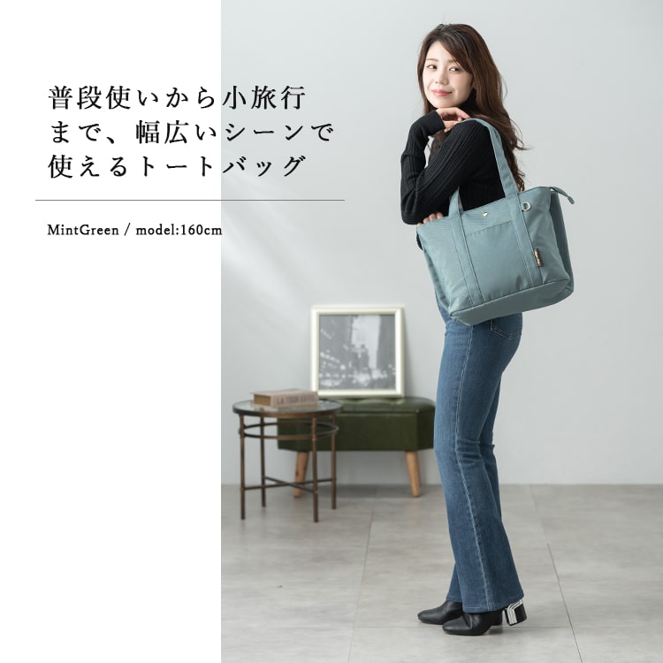 色々なシーンで大活躍♡ ラージ アウトライン トートバッグ 大人気☆【CELINE】ストライプ ラージ カバ タイス トートバッグ