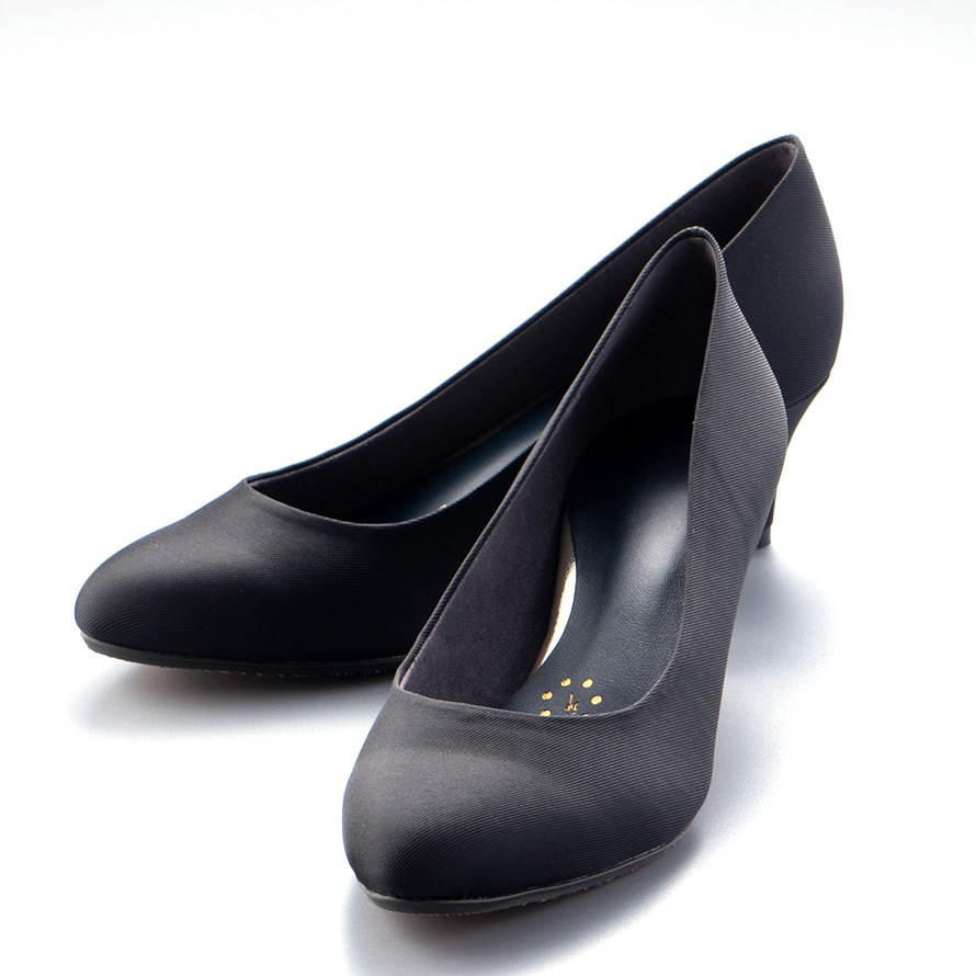 ＊OHGA ネイビードット柄パンプス＊23.5 美品 OHGA DOT BIJOU PUMPS 23.0㎝ オーガ パンプス - メルカリ