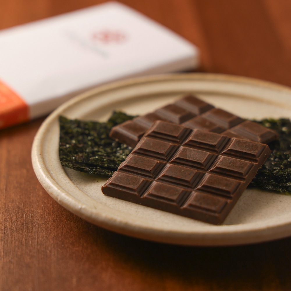 クリスティーヌカカオフィナンシェとBean to barチョコレートギフトセット（ブレンド56％ミルク・海苔）