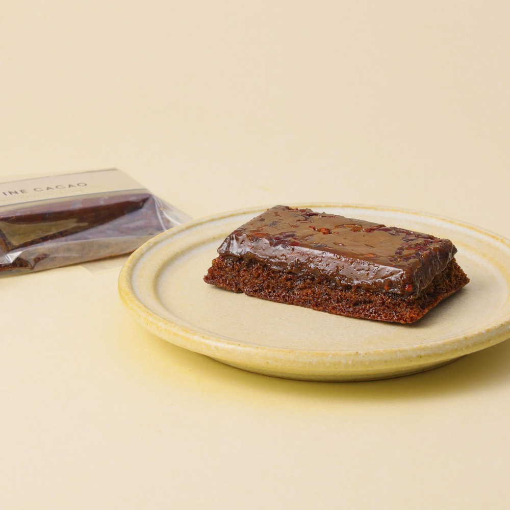 クリスティーヌカカオフィナンシェと大粒ソルティカシューナッツチョコギフトセット