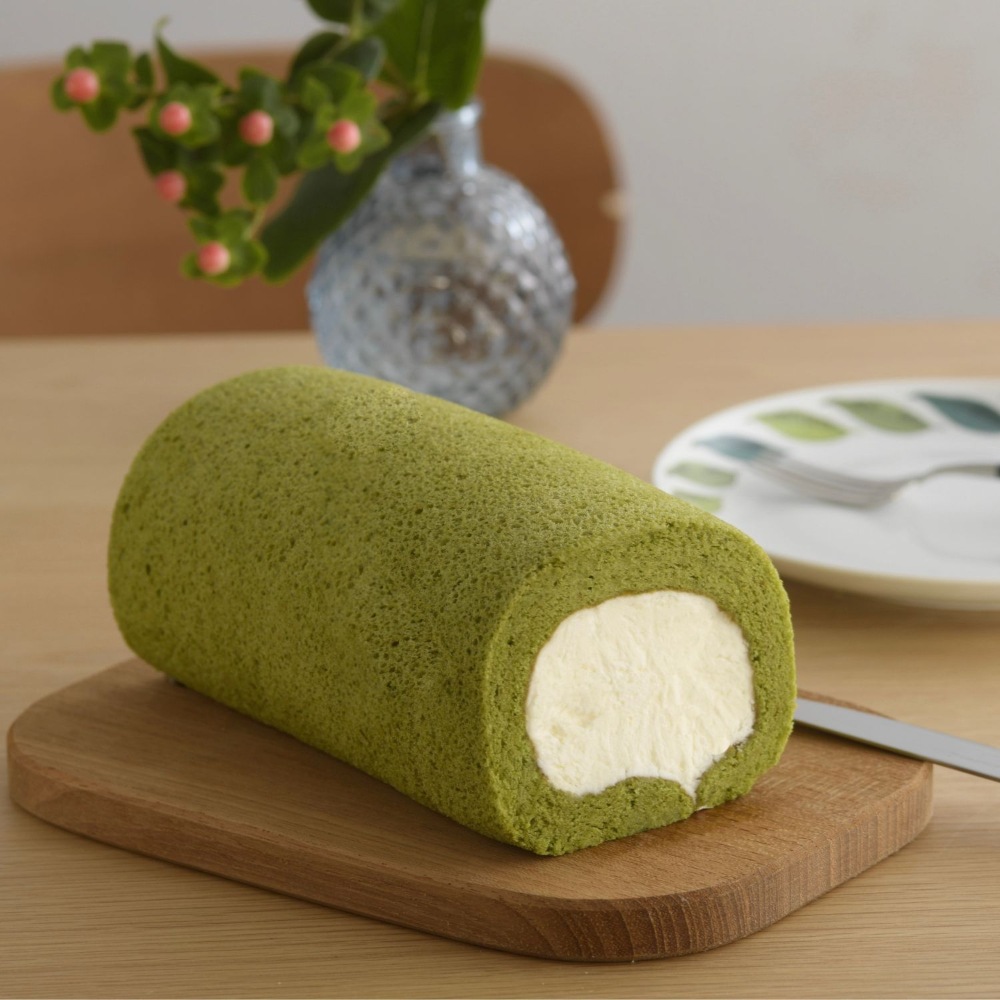【期間限定】プレミアム米粉ロールケーキ（抹茶）