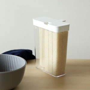 山崎実業 tower (タワー) 冷蔵庫用米びつ(1合分別) 1.8kg(お米12