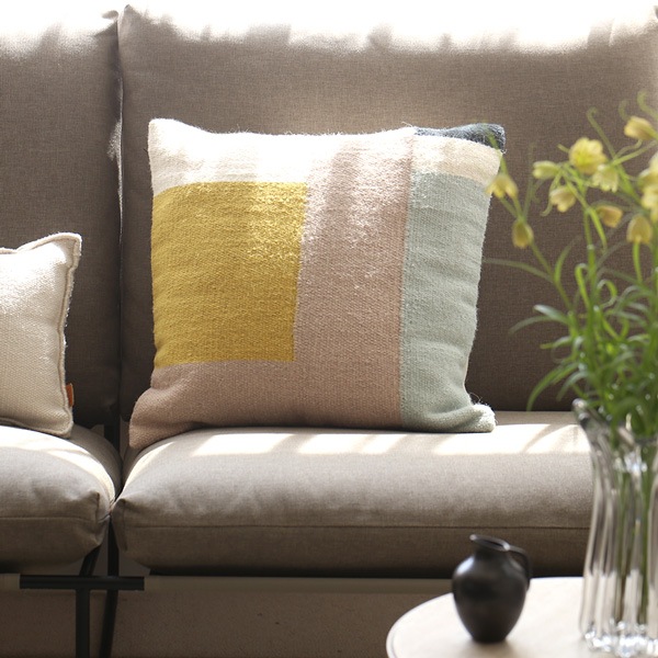 Ferm Living Kelim Cushion ����९�å���� 50��50 �̲� �ե��֥�å� ����ƥꥢ �ե������ӥ� ������������Ź�ڤ����󤻡ۡڽ����ɽ񥰥å���