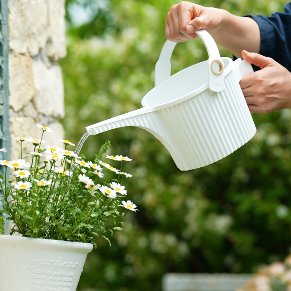 Gardens ガーデンビートル 1.5L ホワイト/ダークグリーン