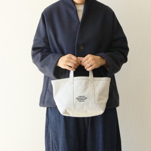 ソレイル　soleile ボディバック soleile ソレイル ボディバック チャコール 完売品 7ポケットの