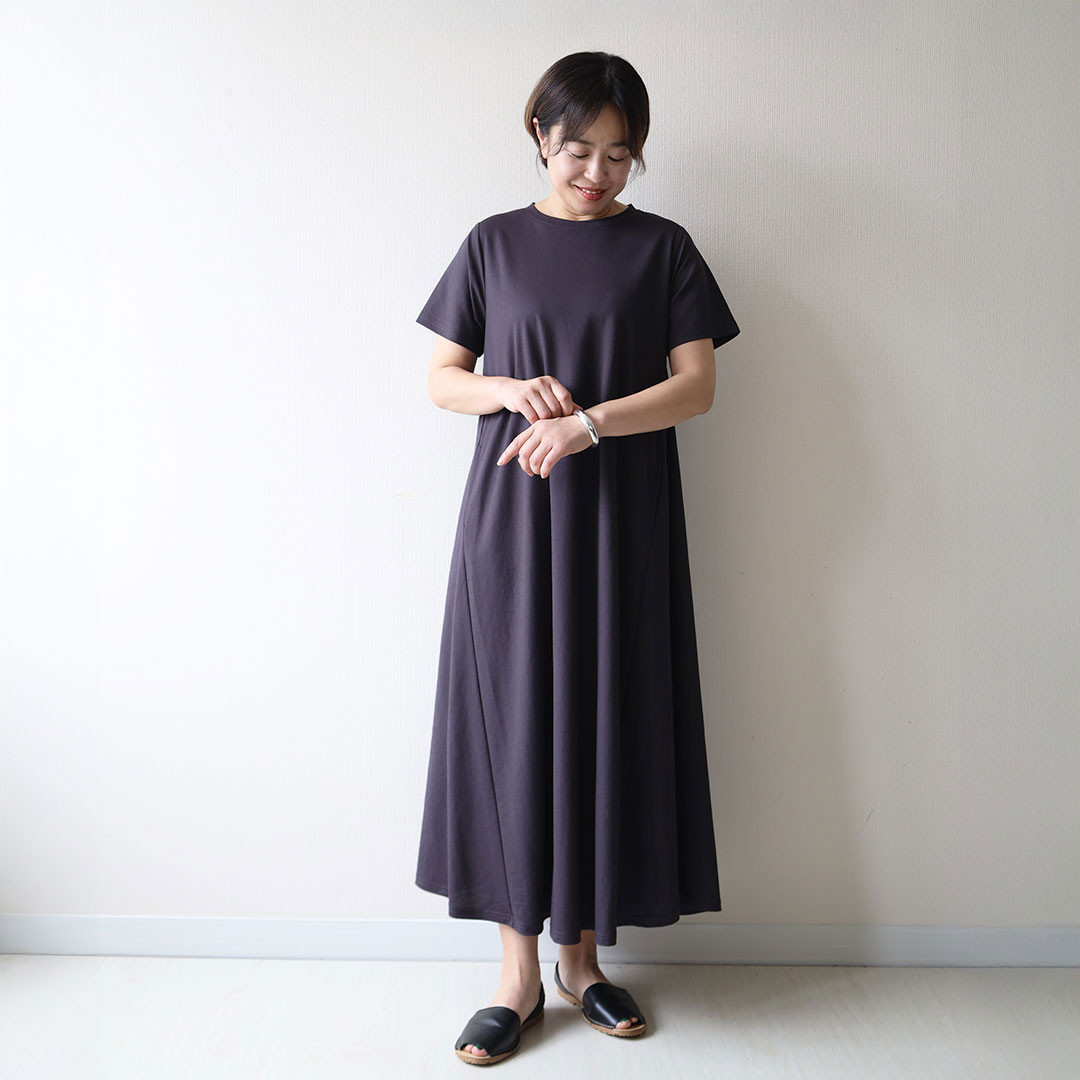 Sans Souci 34＋ (サンスーシ) シワになりにくい 接触冷感 フレア