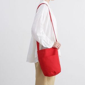 pouto (�ݥ���) CANVAS BUCKET SHOULDER BAG(�����Х� �Х��� �������� �Хå�) �ʥ�����/���졼/��å�/�֥�å�/�֥롼 ����/�Хå�����Хå�/��ʪ����/����ץ�/̵��/�˽�����