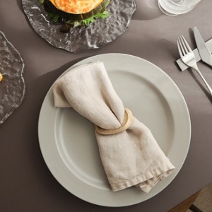 �ڤ櫓���ꡦ50%OFF��Ferm Living Flow Napkin Rings �ե��� �ʥץ����� 4�ĥ��å� �֥饹 �֥�å��֥饹 �̲� ����ƥꥢ ���ꥹ�ޥ� �ơ��֥륦���� �ե������ӥ� ������������Ź��