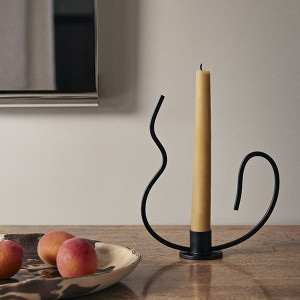 �ڤ櫓���ꡦ50%OFF��Ferm Living Valse Candle Holder �Х륹 �����ɥ�ۥ���� Low �֥�å� �̲� ����ƥꥢ �ե������ӥ� ������������Ź��