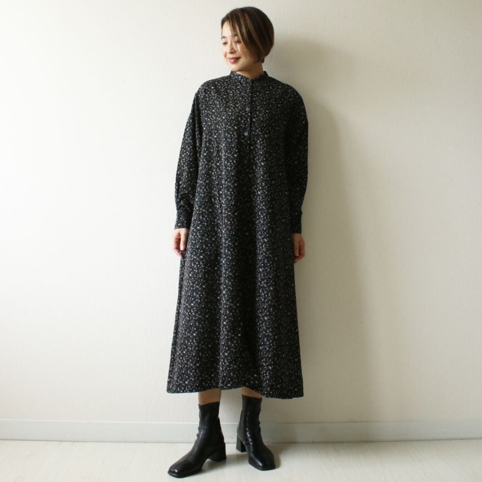 公*o様 希少【激レア】MA＊RS ビックリボンパフューム柄ワンピース　ブラック OMNES 秋に咲く小花の大人ワンピース 洗える・速乾・シワになりにくい