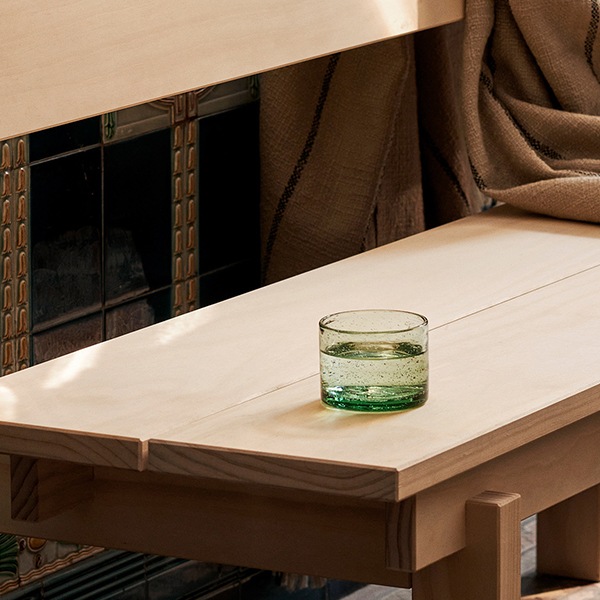 �ڹ���߸ˤ����Ferm Living (�ե������ӥ�) Oli Water Glass Low (���� �������������饹 ����) ����С�/�ꥵ�����륯�ꥢ �̲�/����/���饹/������������Ź