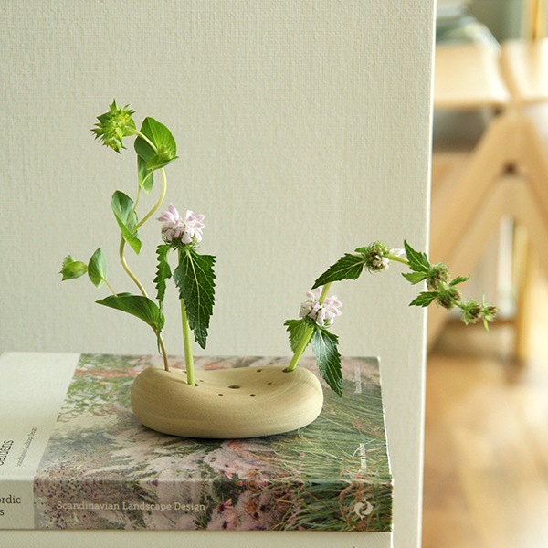 �ڤ����󤻡�Ferm Living (�ե������ӥ�) Vanitas Flower Stone (�����˥����ե����ȡ���� ����� �̲�/����ƥꥢ/�ִ�/������������Ź��