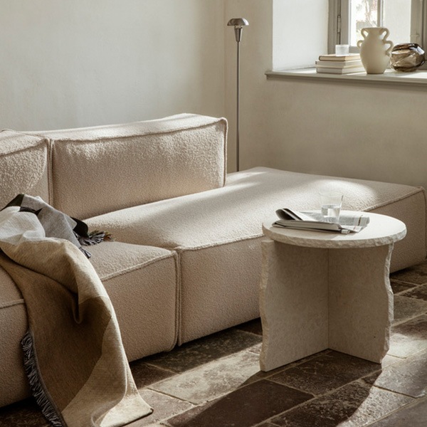 ��30%OFF�� Ferm Living (�ե������ӥ�) Mineral Sculptural Table (�ߥͥ�� ������ץ����� �ơ��֥�) �ۥ磻�� �̲�/����ƥꥢ/������������Ź��