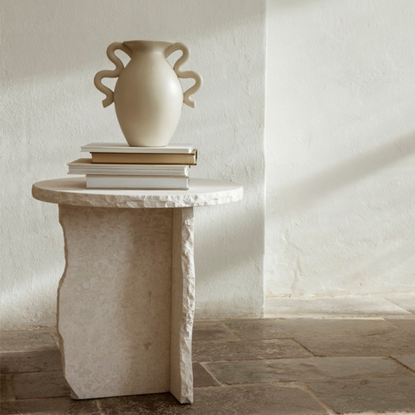 ��30%OFF�� Ferm Living (�ե������ӥ�) Mineral Sculptural Table (�ߥͥ�� ������ץ����� �ơ��֥�) �ۥ磻�� �̲�/����ƥꥢ/������������Ź��