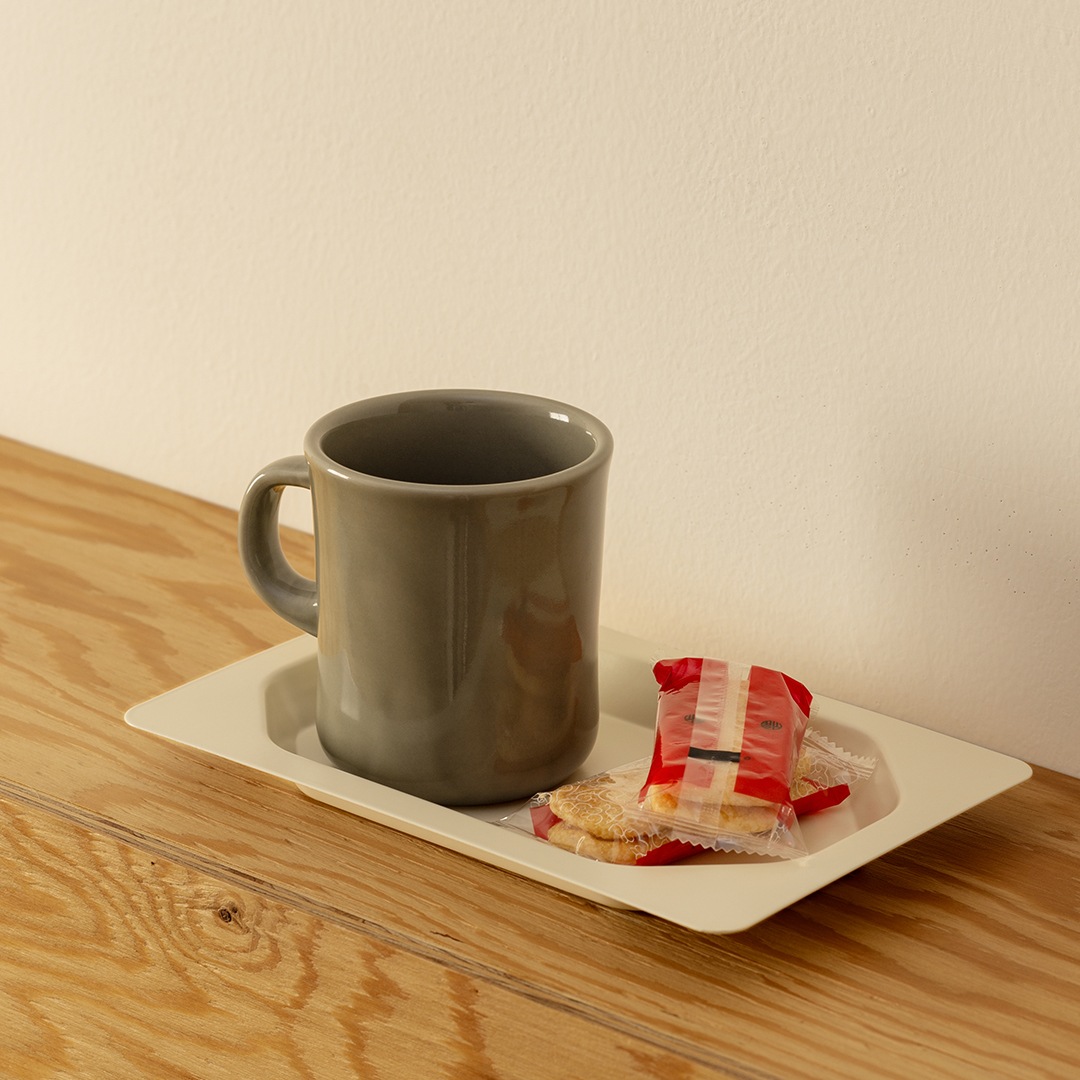 �ڤ����󤻡�esaila (��������) PURU Tray (�ס��� �ȥ쥤) M �����ܥ꡼/�ڡ��륰�꡼��/�С�����ǥ� ����ƥꥢ/��ʪ����/������������Ź��