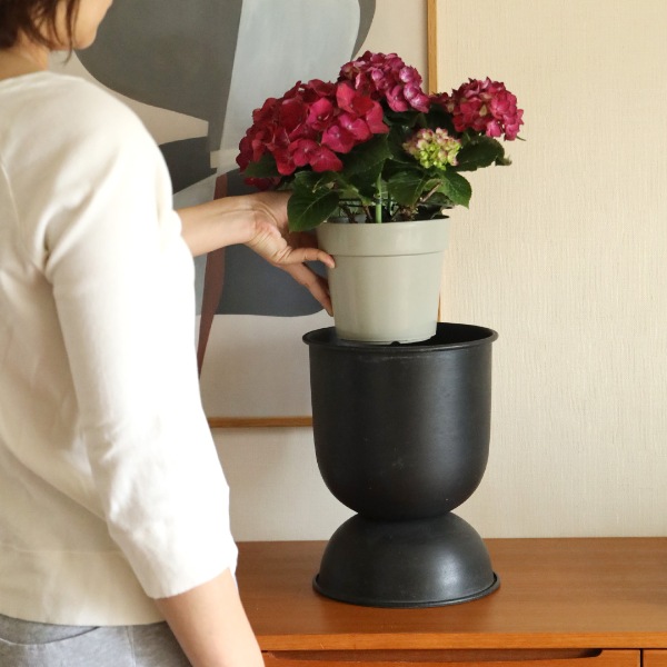 �ڤ����󤻡�Ferm Living (�ե������ӥ�) Hourglass Pot (������饹 �ݥå�) XS �֥�å�/�����ߥ� �̲�/ȭ���С�/����ȭ/����ƥꥢ/������������Ź��