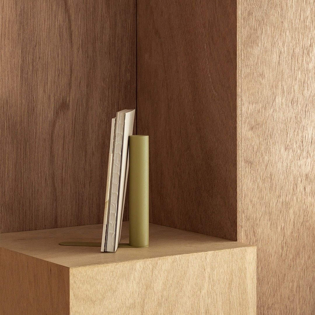 ڤ󤻡esaila () Slim Bookend ( ֥å) ١/֥å/꡼/饤ȥ/եȥ֥롼 ƥꥢ/Ω/Ź