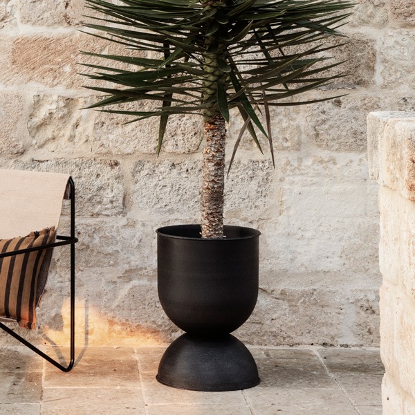Ferm Living Hourglass Pot ������饹 �ݥå� M �֥�å� �����ߥ� �̲� ȭ���С� ����ȭ ����ƥꥢ �ե������ӥ� ������������Ź�ʡڤ����󤻡�