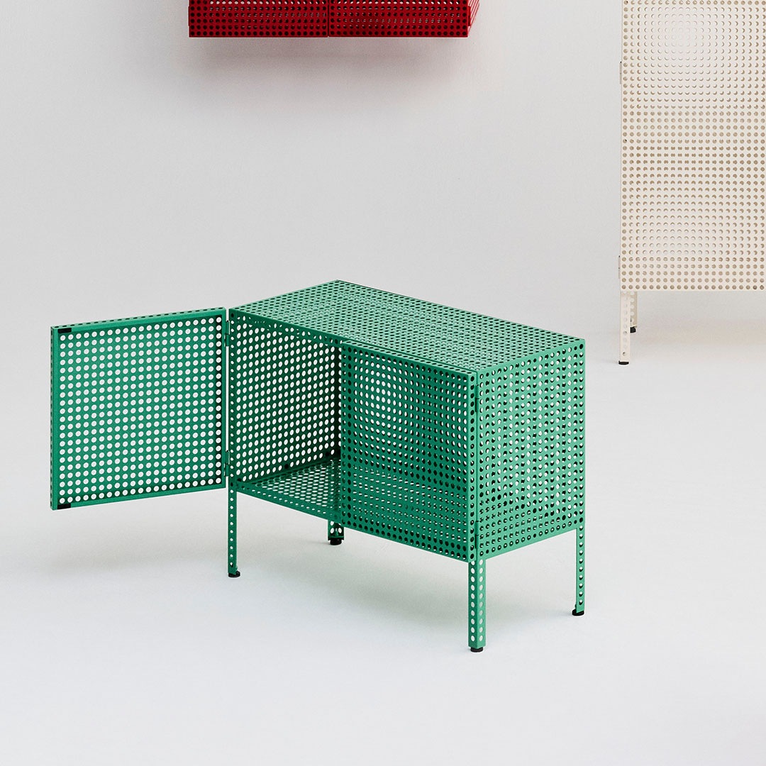 �ڤ����󤻡� HAY (�إ�) Perforated Cabinet Floor Small ���å�������/��������֥롼/�磻���å�/���եȥ�������/ �̲�����ƥꥢ/�̲��ȶ� �ڼ���������