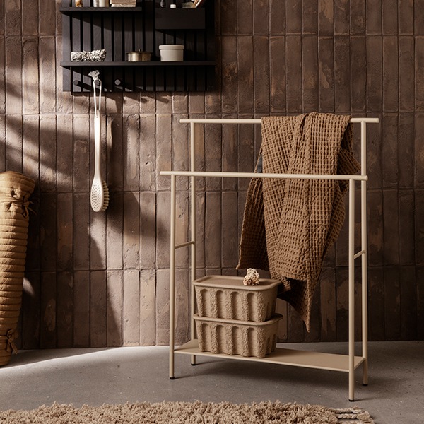 ��30��OFF��Ferm Living (�ե������ӥ�) Dora (�ɡ���˥����륹����� �֥�å�/�����ߥ�/�ۥ磻�� �̲�/������ϥ󥬡�/����ƥꥢ/������������Ź�ʡ�����̵���ۡڹ���߸ˤ����