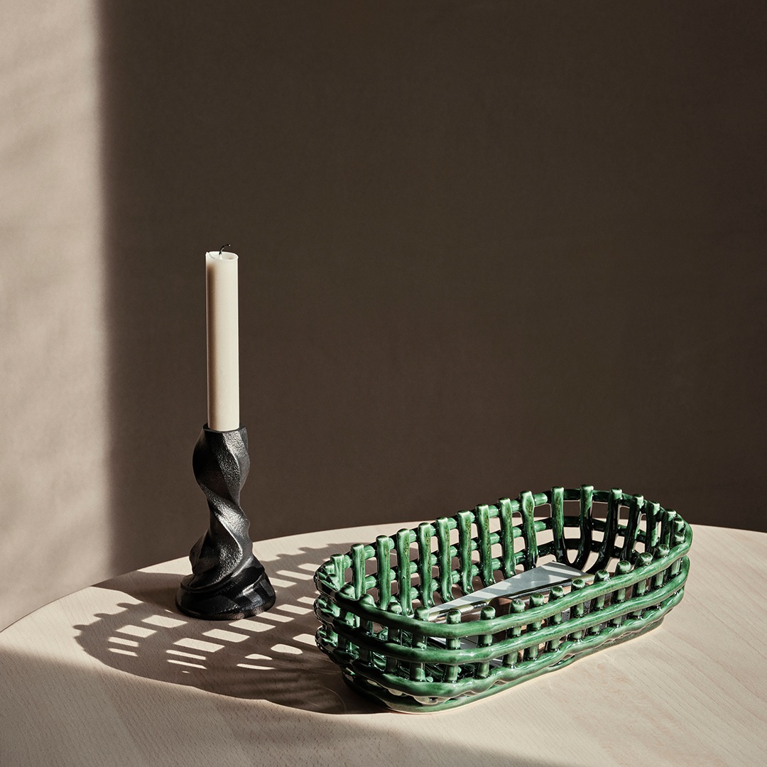 �ڤ櫓���ꡦ50%OFF��Ferm Living Ceramic Basket ����ߥå��Х����å� Oval ������ɥ��꡼�� �̲� �ġ���ܥå��� ���� ��ʪ��Ǽ ����ƥꥢ �ե������ӥ� ������������Ź��