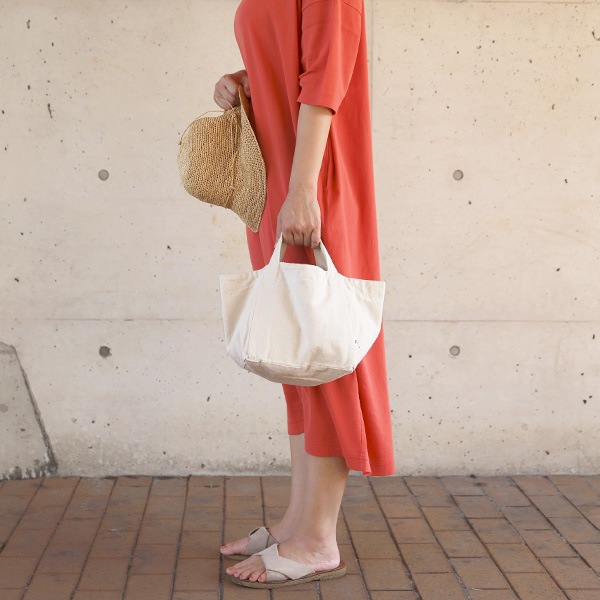 pouto Canvas Cube Tote Small �����Х����塼�֥ȡ��� ���⡼�� �֥�å� ���졼 �ʥ����� ��å� �ȡ��ȥХå� �ߥ˥ȡ��� �����Хå� ���� �ݥ���
