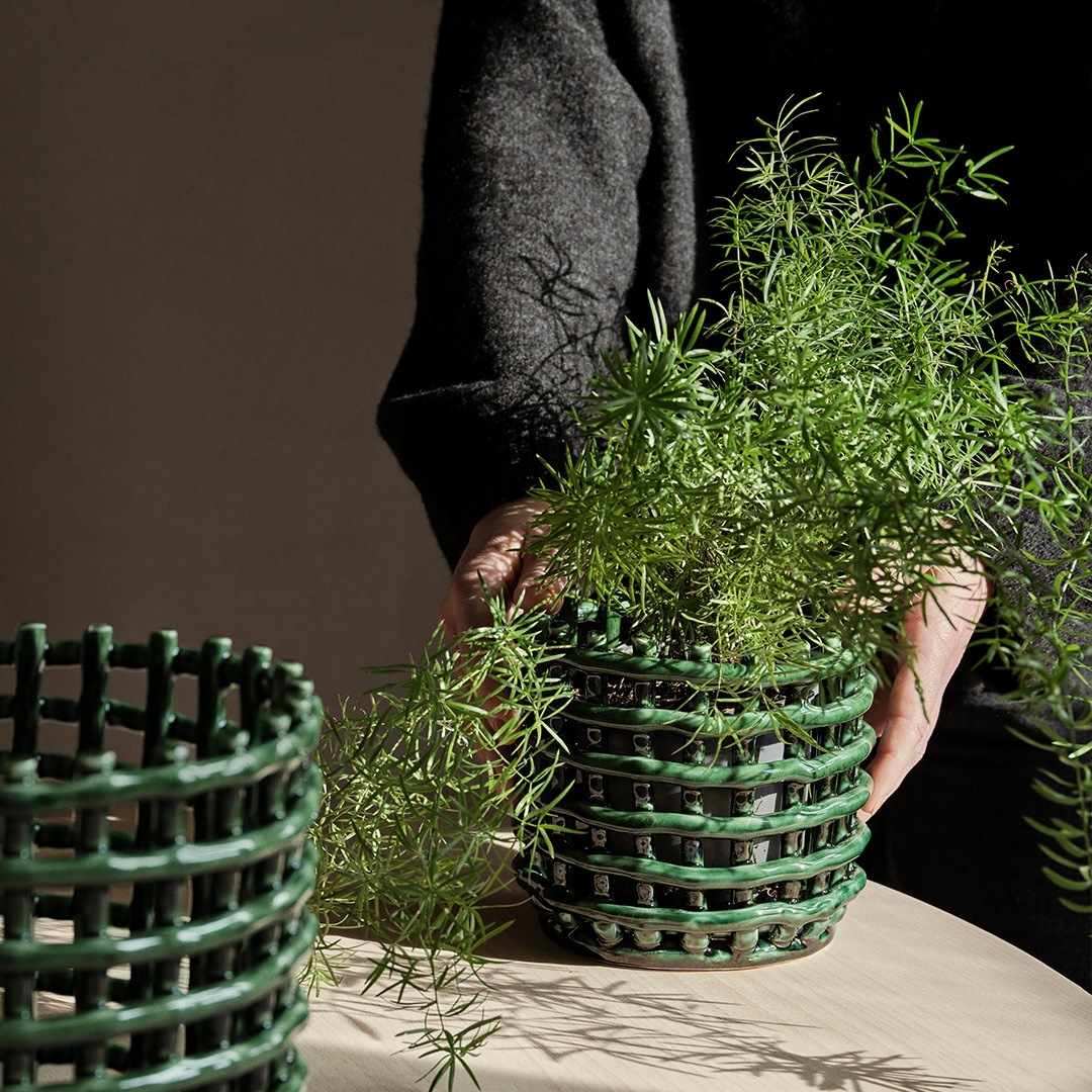 ڹ߸ˤFerm Living (եӥ) Ceramic Basket (ߥåХå) Small եۥ磻/ߥ/ɥ꡼ ̲/ݥå/ȭС//ʪǼ/ƥꥢ/ŹʡڥХåڡоݡ