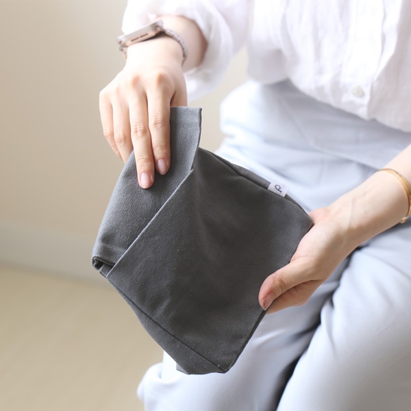 pouto (�ݥ���) CANVAS TRIANGLE POUCH (�����Х��ȥ饤���󥰥�ݡ���) S �ʥ�����/���졼/��å�/�֥�å� ����/�Хå�����Хå�/��ʪ����/����ץ�/̵��/�˽����� �ڥ᡼���ء�