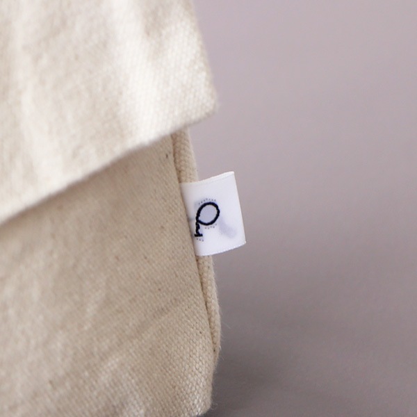pouto (�ݥ���) CANVAS TRIANGLE POUCH (�����Х��ȥ饤���󥰥�ݡ���) L �ʥ�����/���졼/��å�/�֥�å� ����/�Хå�����Хå�/��ʪ����/����ץ�/̵��/�˽�����/���ڤ�ݥ��å��դ� �ڥ᡼���ء�